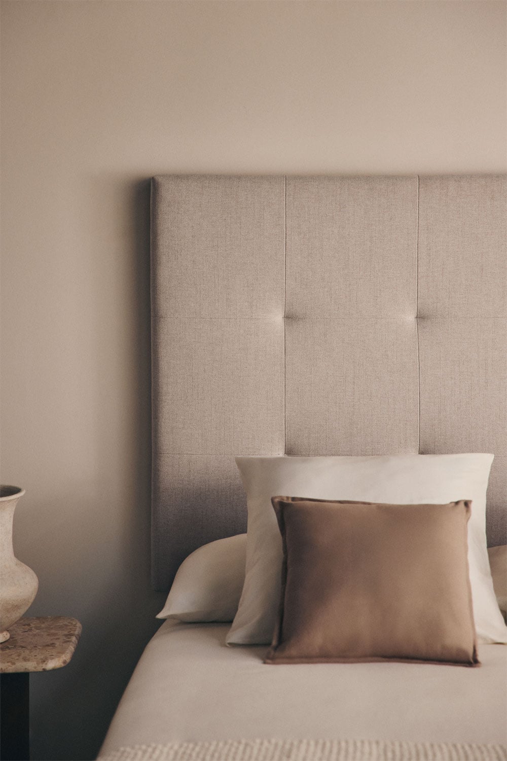 Artur upholstered headboard, gallery image 2