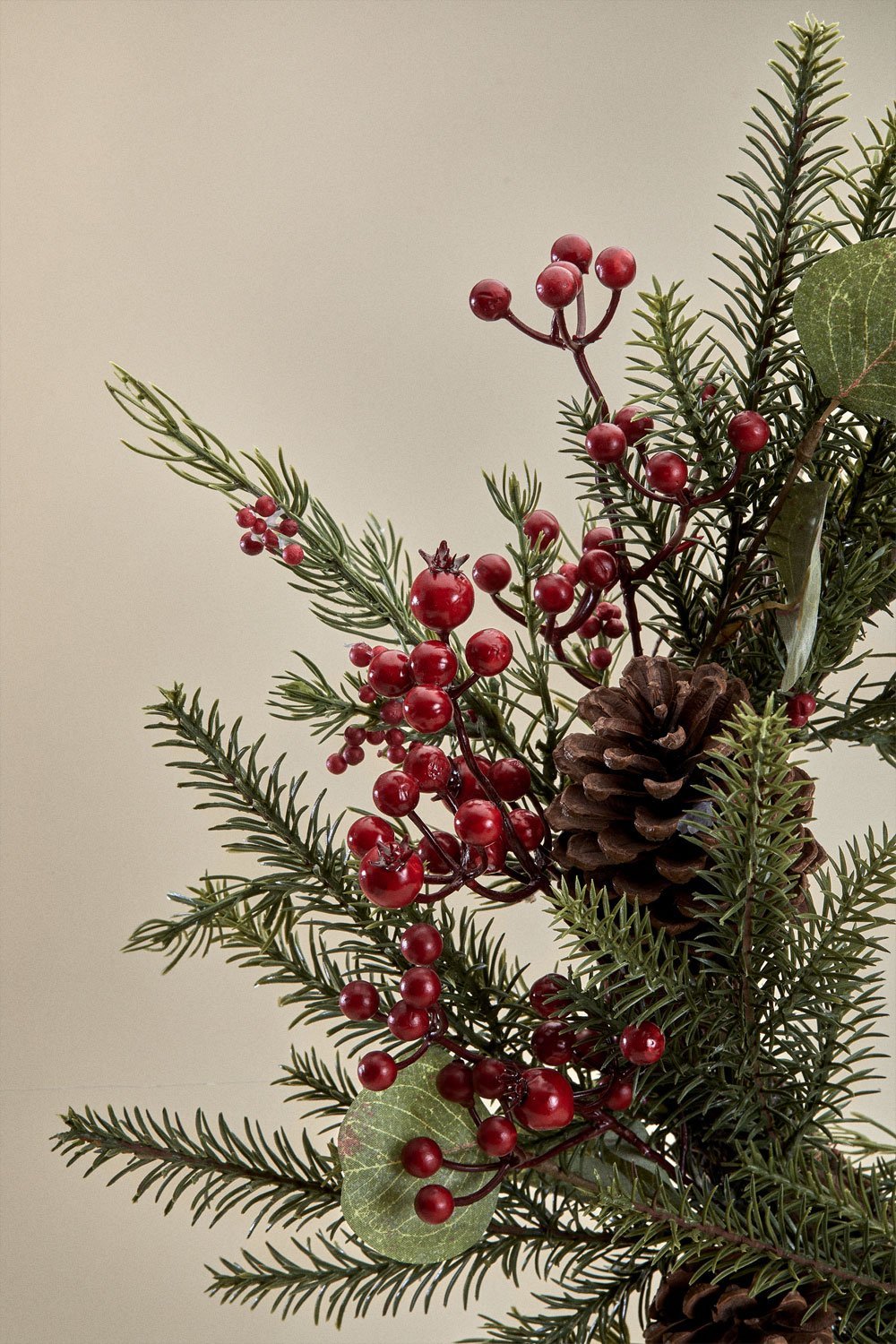 Kinley Christmas decorative wreath Ø65 cm in rattan with pine cones, gallery image 2