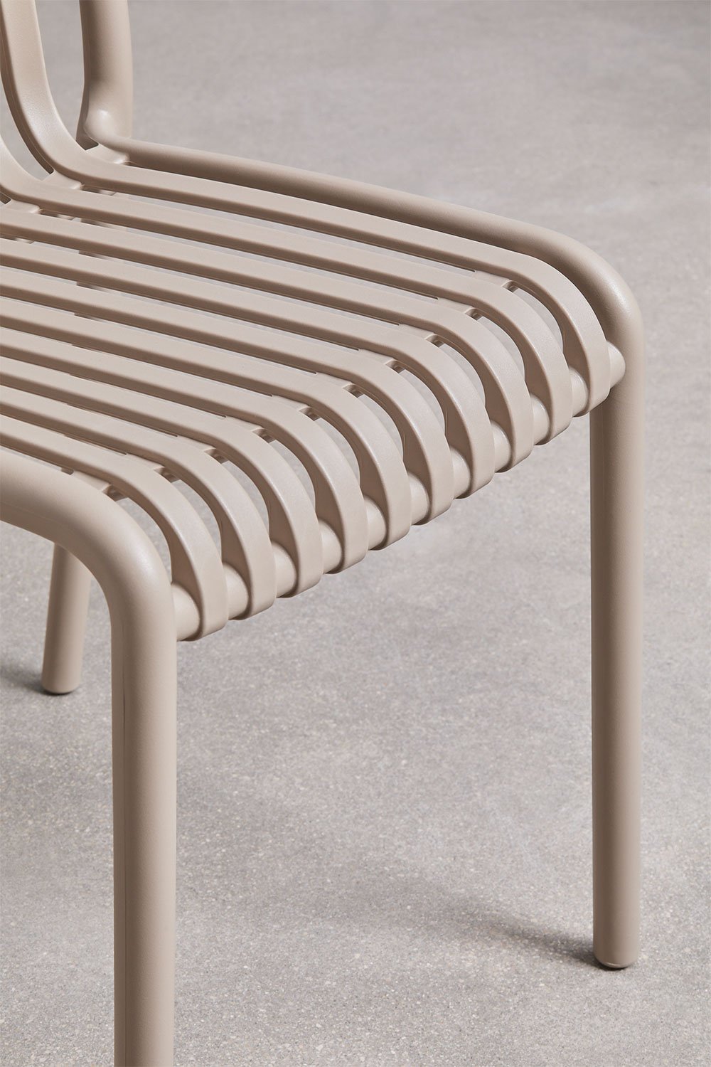 Pack of 2 Wendell polypropylene stackable dining chairs, gallery image 5