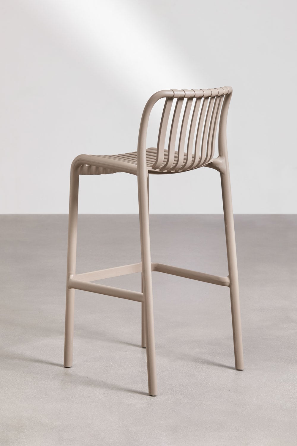 Pack of 4 Wendell polypropylene stackable high stools, gallery image 3