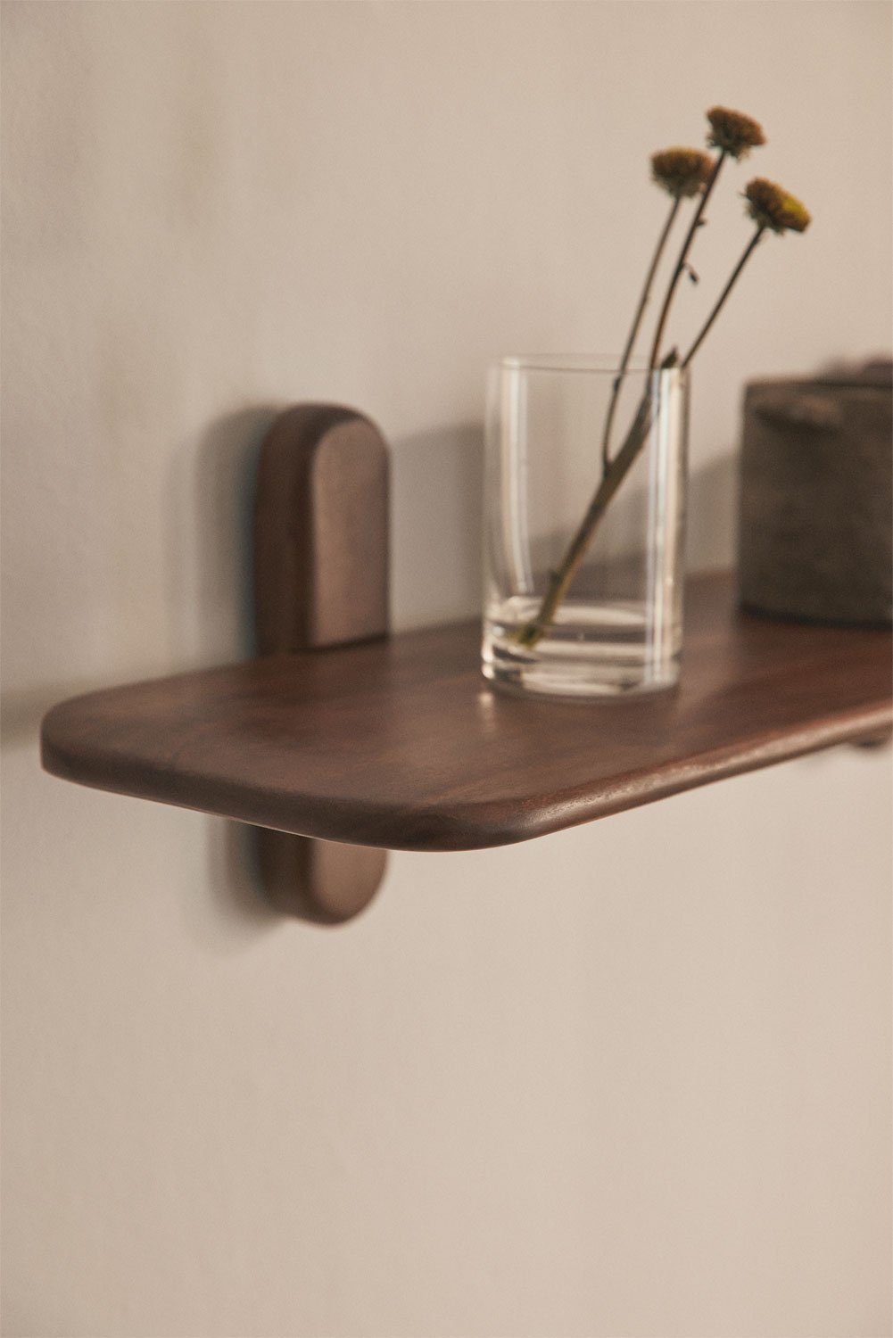 Veleta wooden wall shelf, gallery image 3