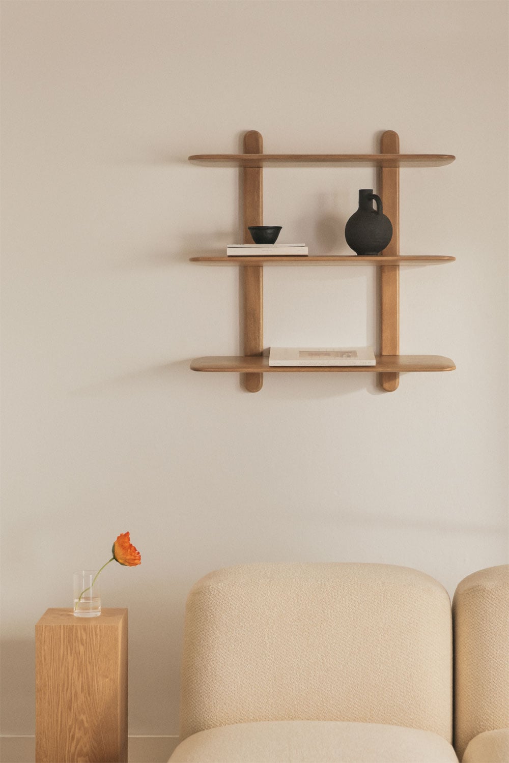 Veleta wooden wall shelf, gallery image 1
