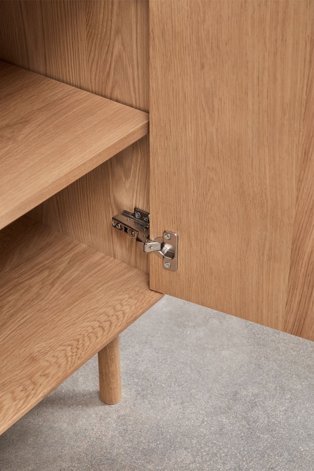 Tall sideboard in Treveris oak wood, gallery image 7