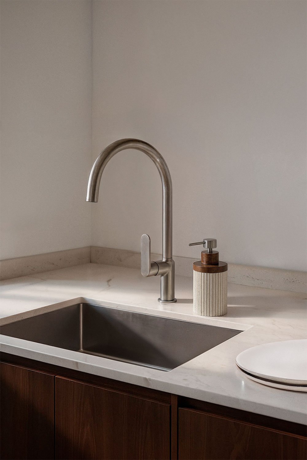 High spout kitchen faucet in brass Alameda, gallery image 1