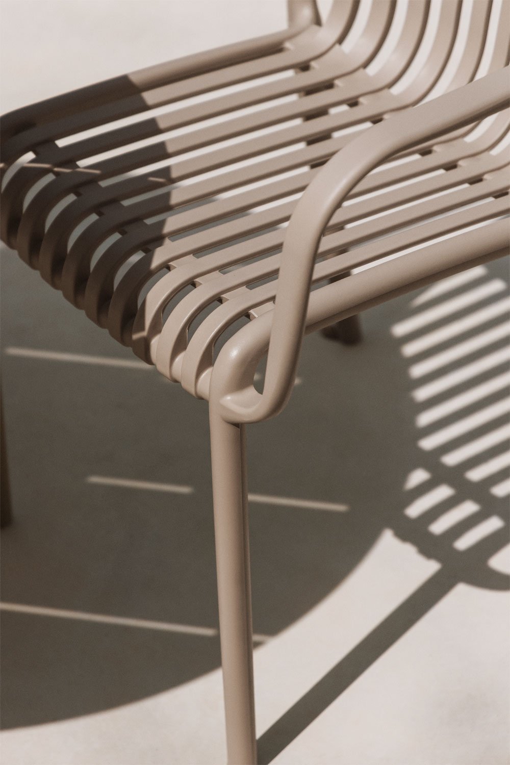 Pack of 4 Wendell polypropylene garden chairs with armrests, gallery image 2