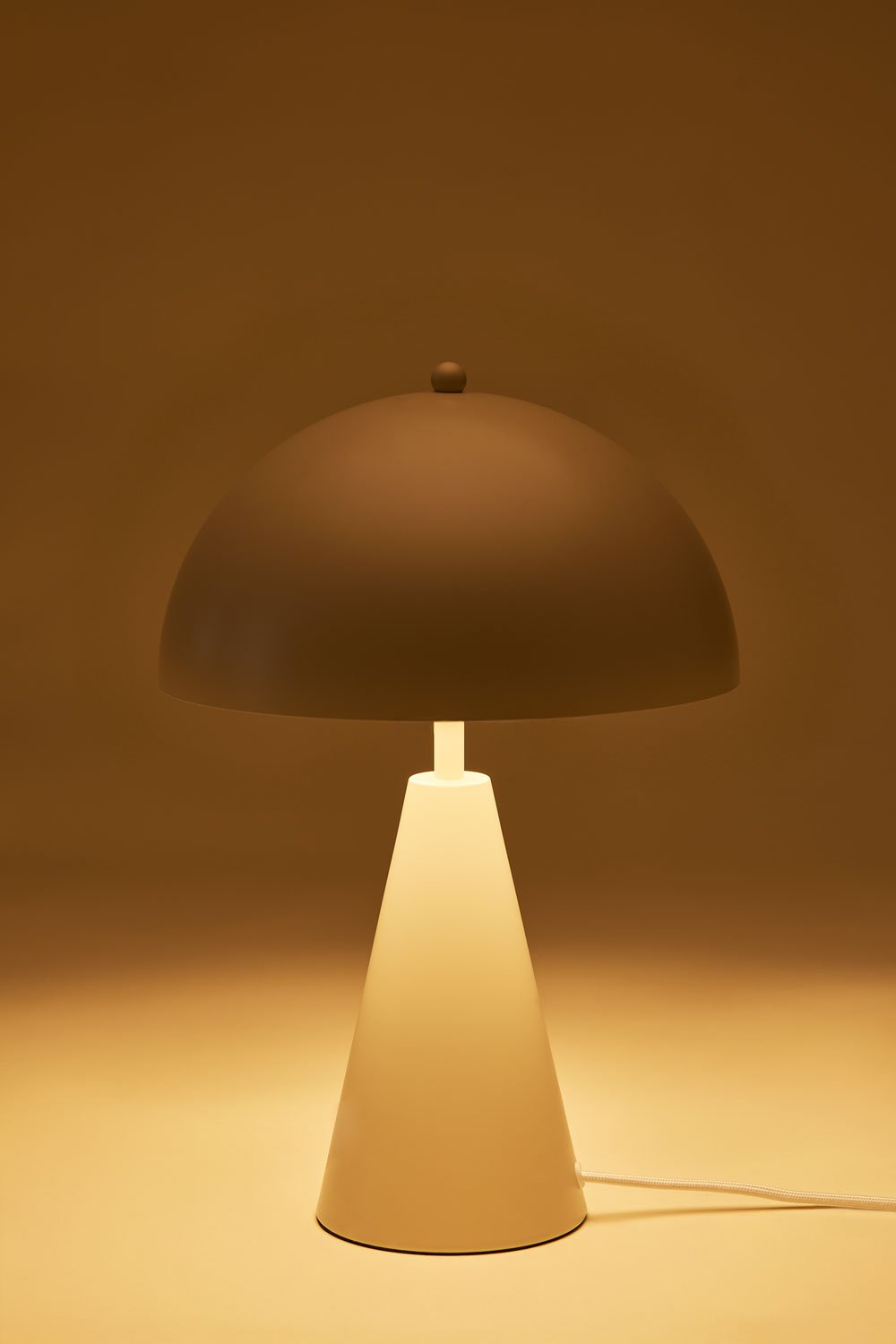 Jaliya iron table lamp, gallery image 4