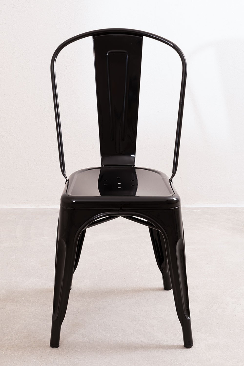 Lix stackable dining chair, gallery image 4