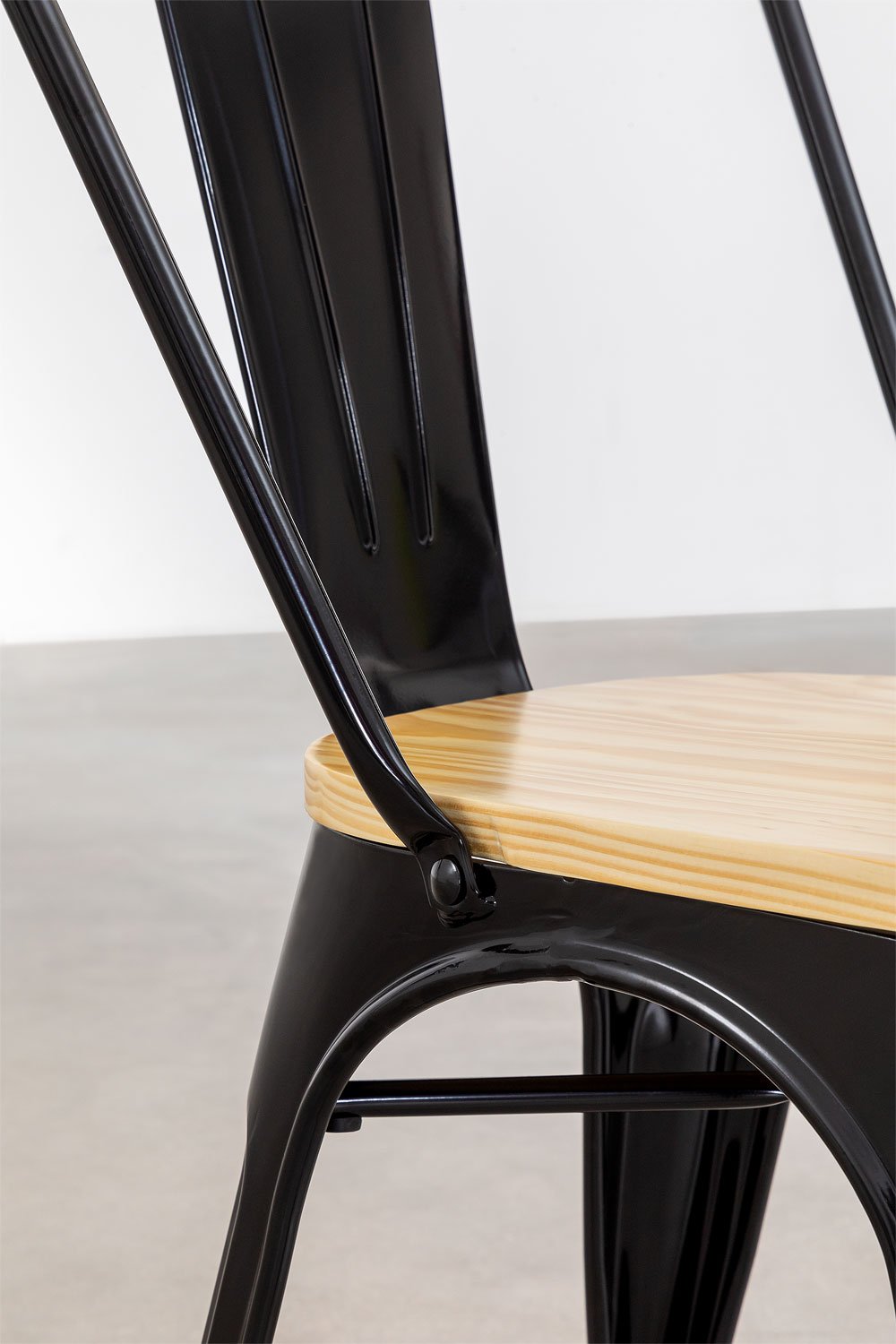 Pack of 2 Lix stackable dining chairs, gallery image 6