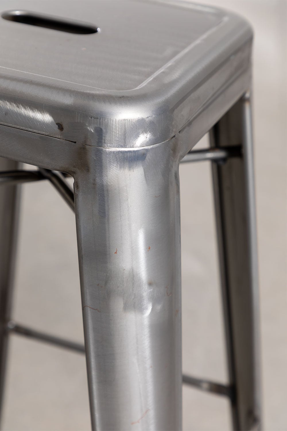 4-Pack high stools 75 cm in chrome grey steel Lix, gallery image 5