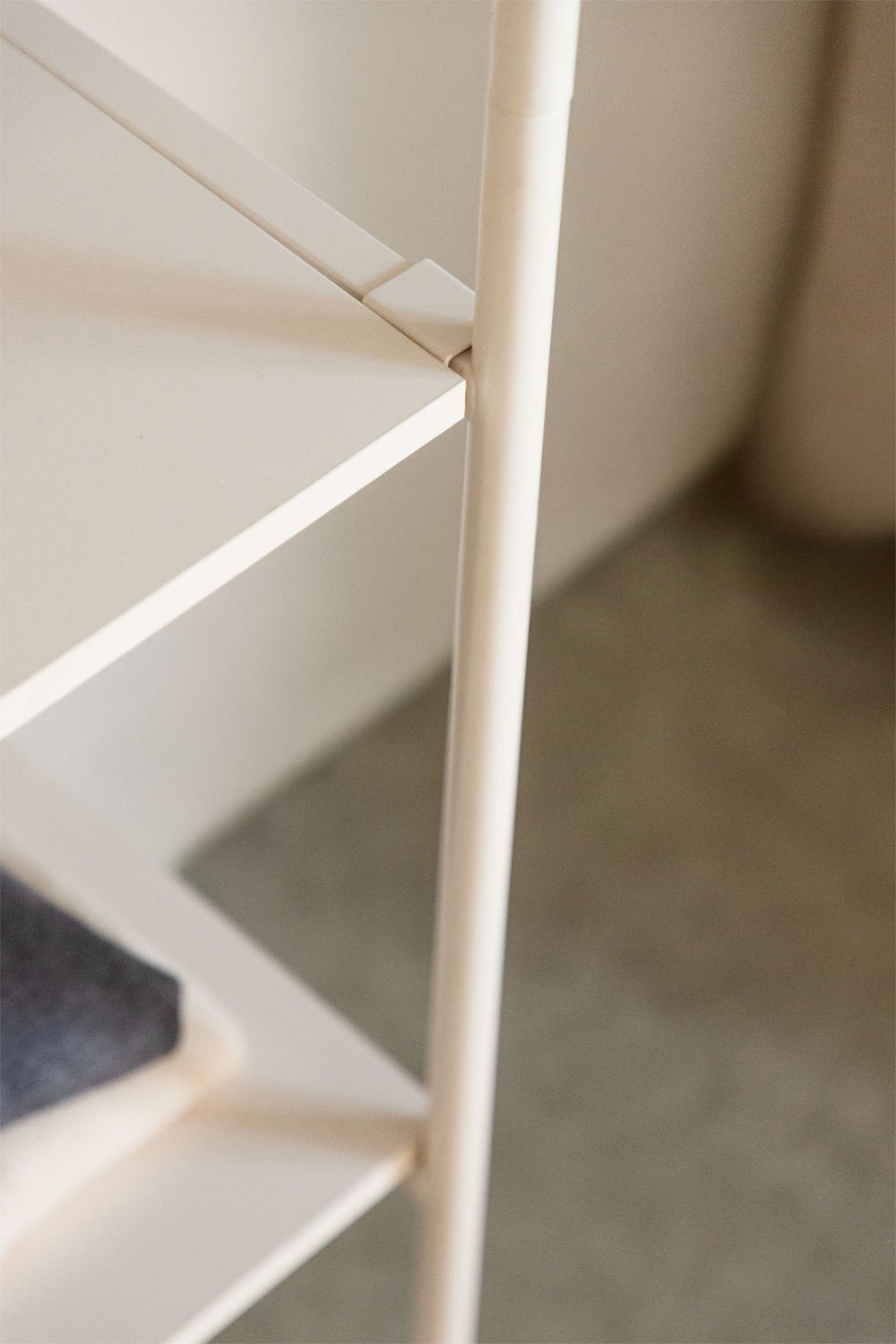 Elviah iron shelf, gallery image 2