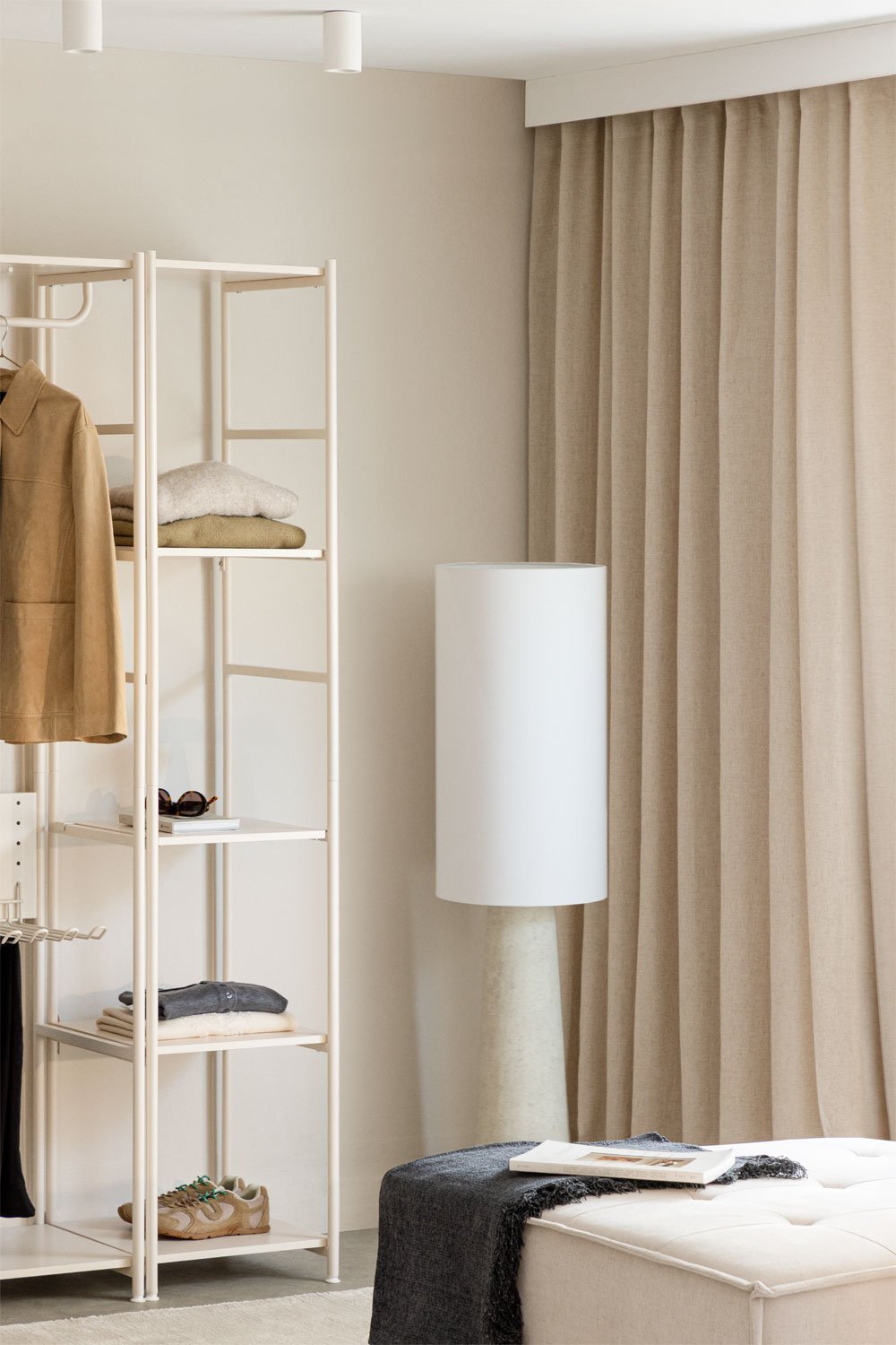 Elviah iron shelf, gallery image 1