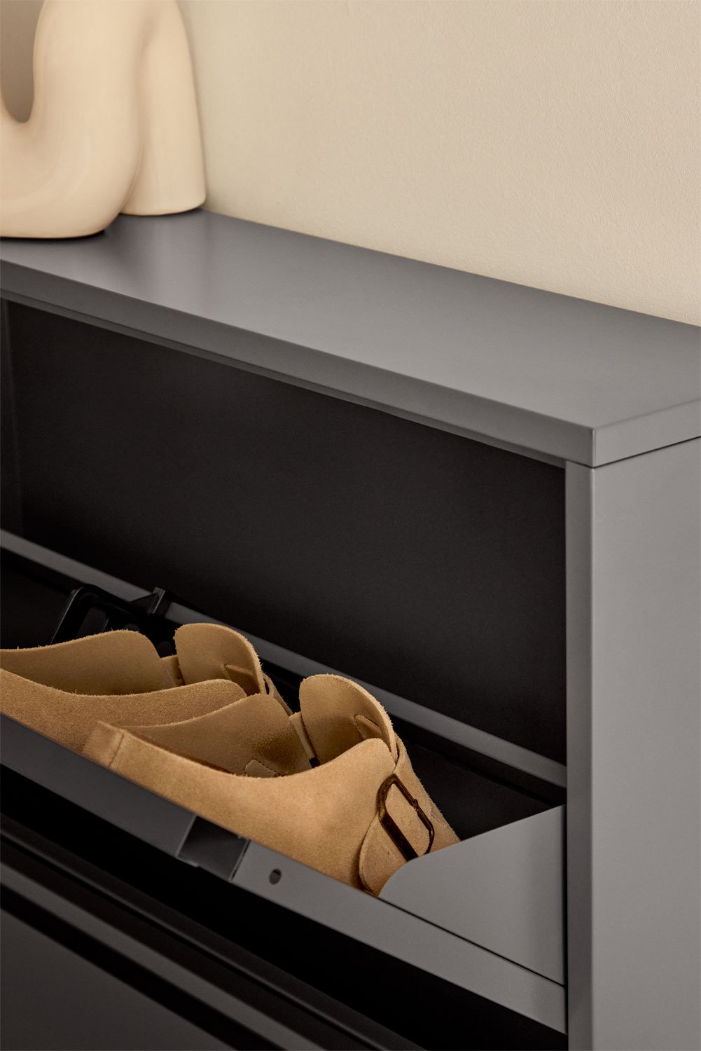 Logan Steel Shoe Rack, gallery image 2