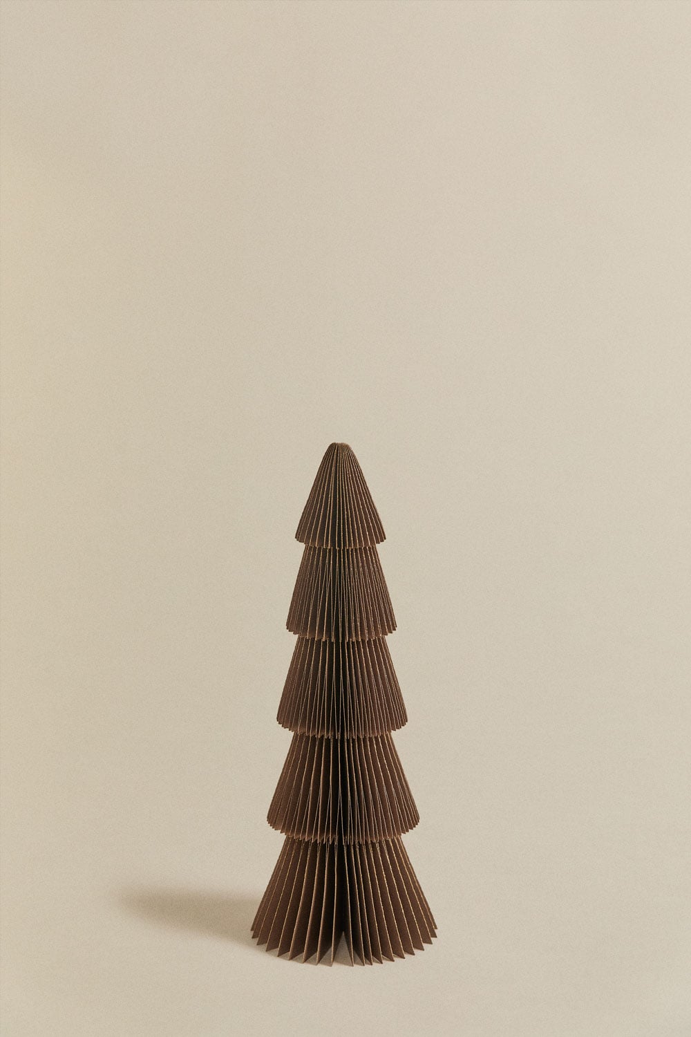 Pack of 2 caramel brown paper Christmas trees 22.5 cm with glitter Jesper, gallery image 2