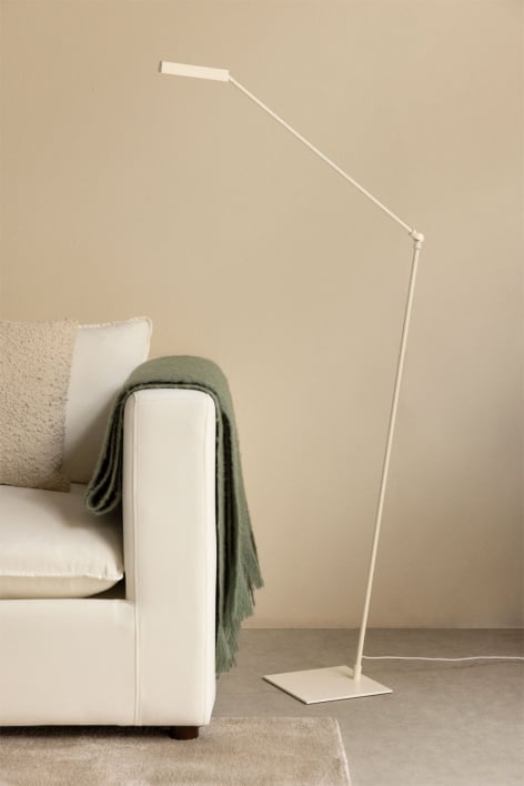 Valtyn iron LED floor lamp