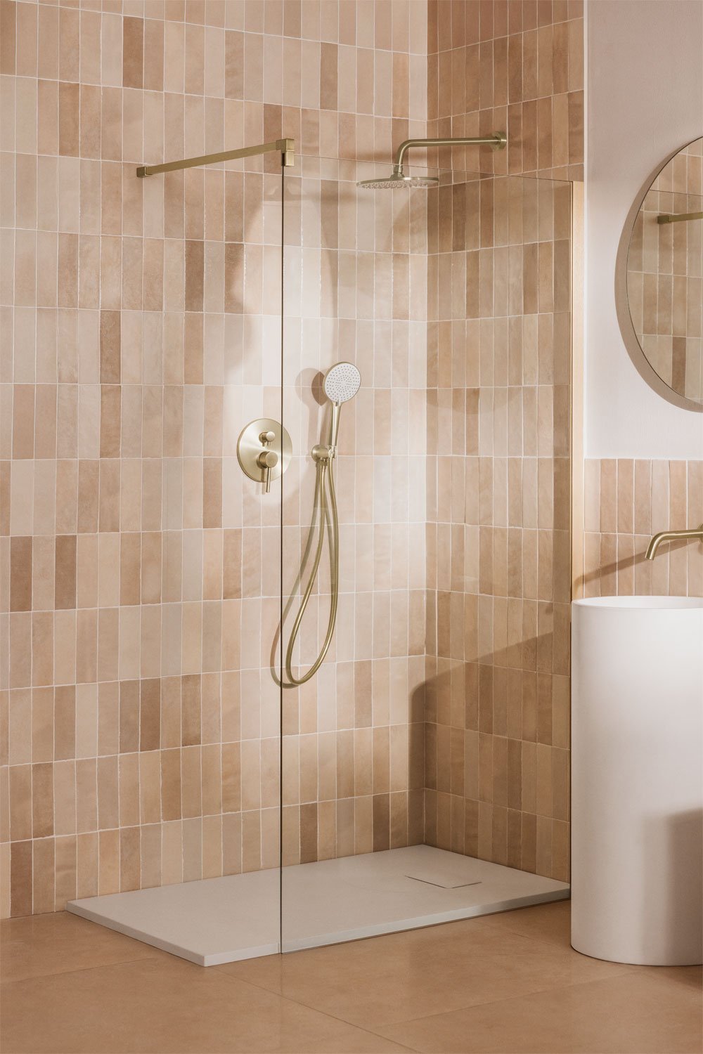 Fixed shower screen with 8 mm tempered glass and Bristol aluminum, gallery image 1