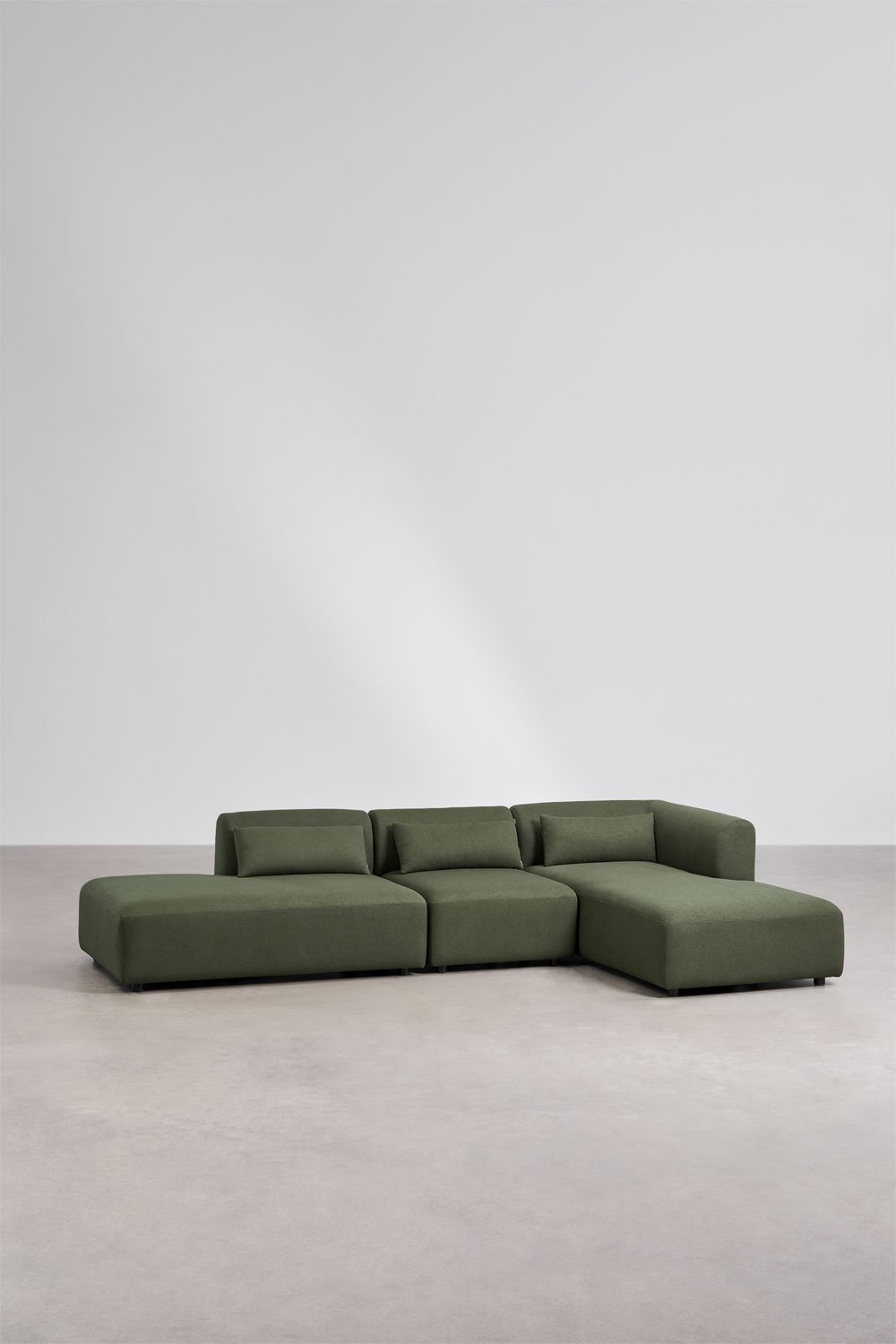 Right 3-piece modular chaise longue sofa with Fogler ottoman, gallery image 1