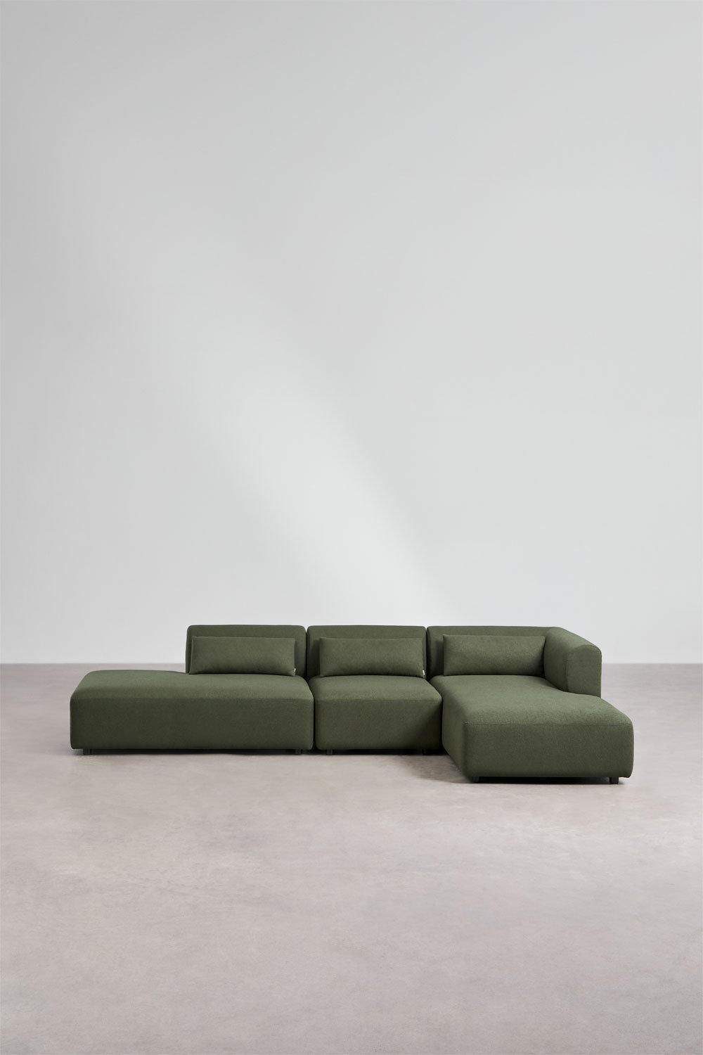 Right 3-piece modular chaise longue sofa with Fogler ottoman, gallery image 3