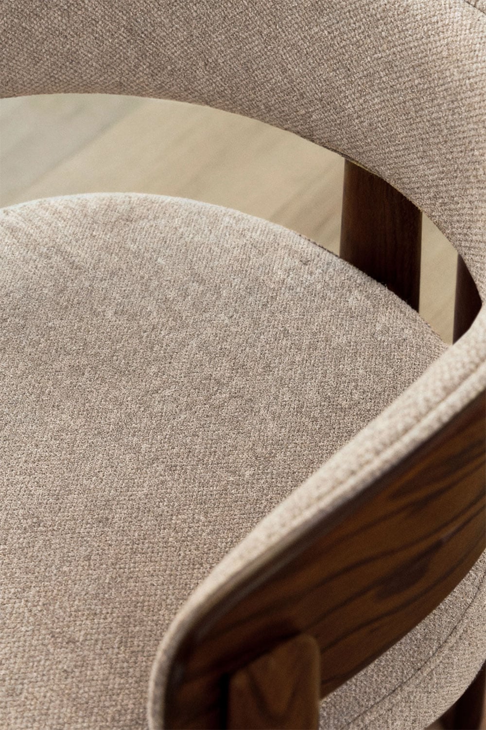 Pack of 2 dining chairs in oak wood and upholstered Olea, gallery image 2