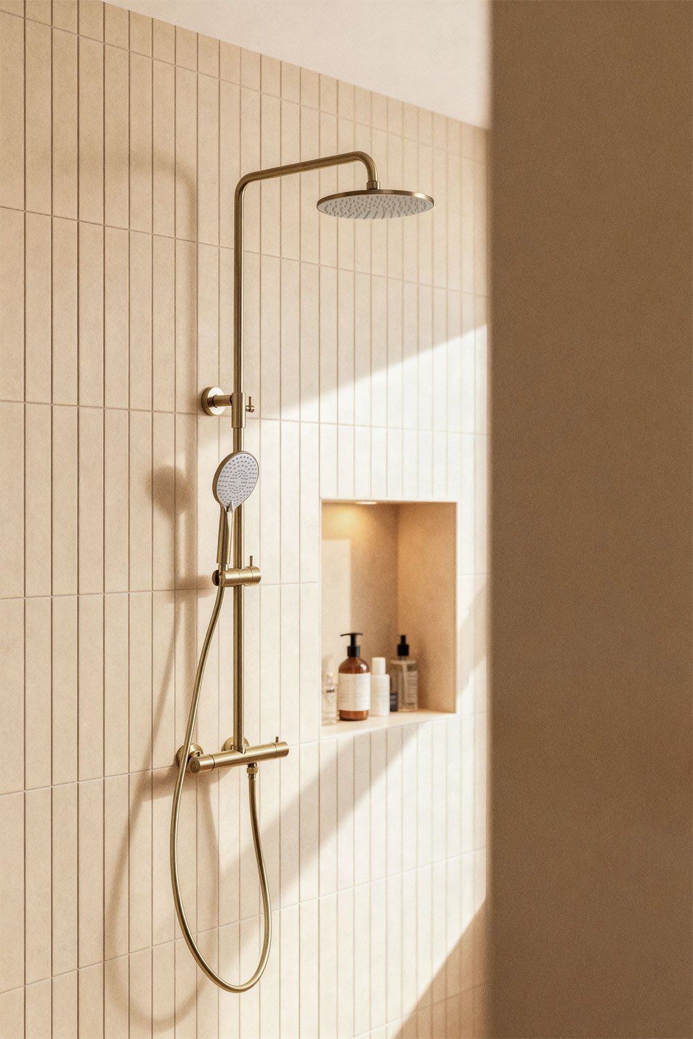Thermostatic brass shower column Orveta, gallery image 1