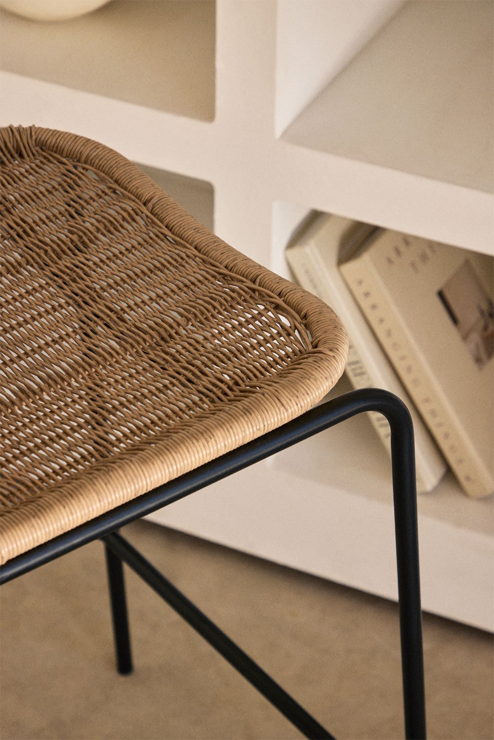 Stackable high garden stool in synthetic rattan Reiven, gallery image 2