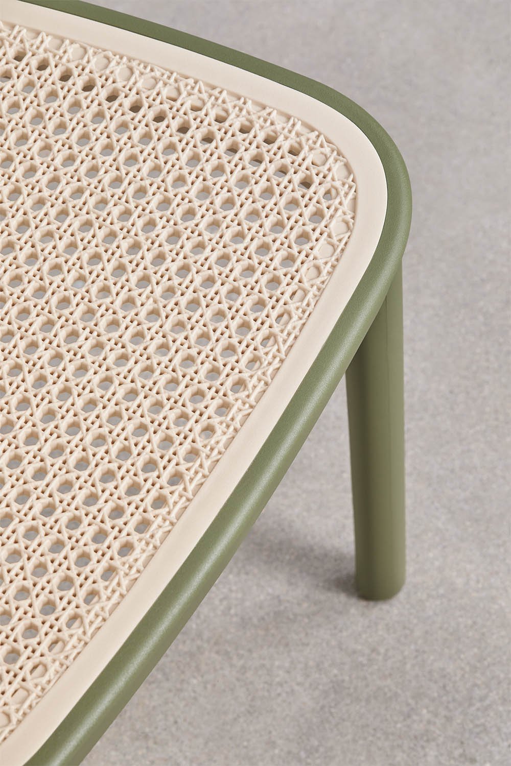 Pack of 4 stackable Omara polypropylene garden chairs, gallery image 7