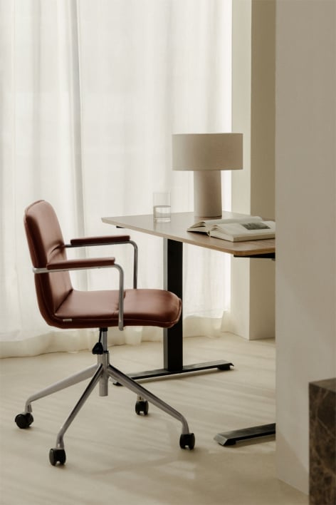 Seifert office chair with wheels and armrests