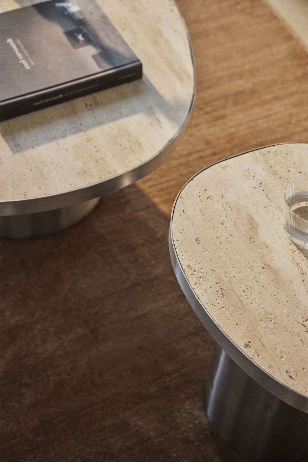 Set of 2 coffee tables in travertine and stainless steel Fertrix, gallery image 2