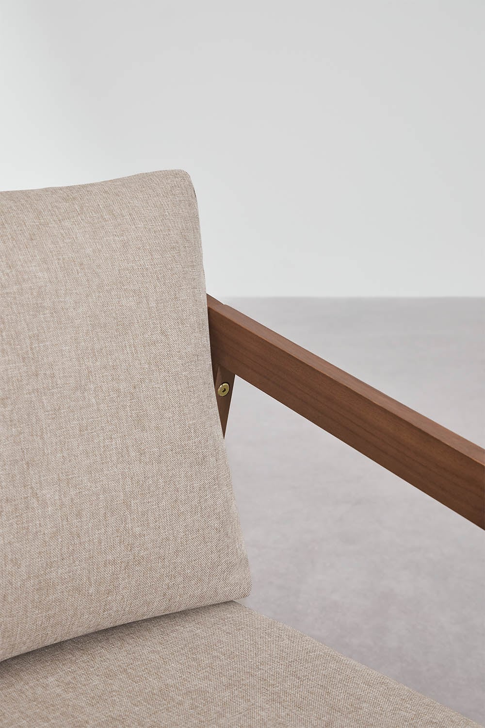 Pack of 2 armchairs in acacia wood Kaela, gallery image 4