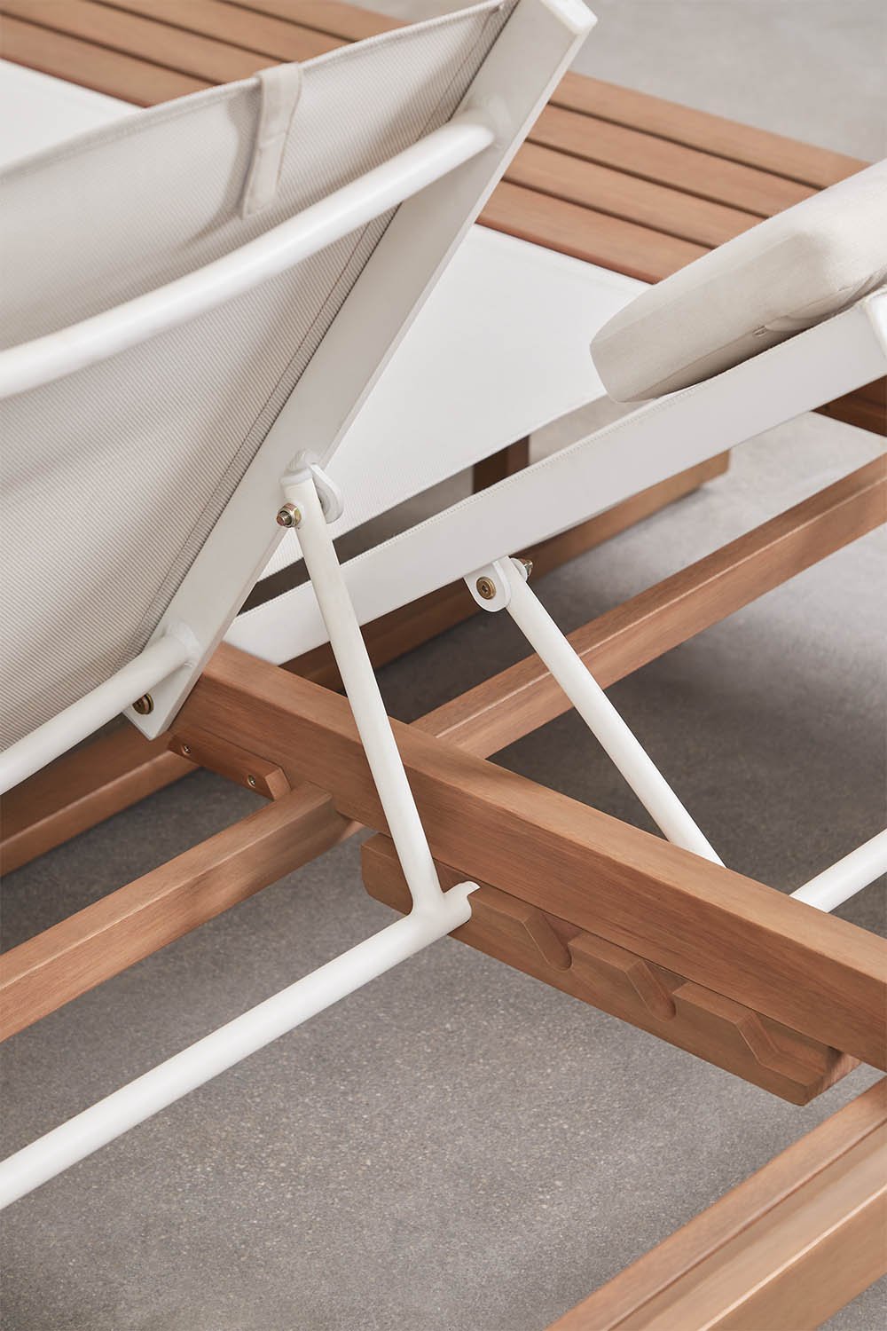 Reclining Balinese Bed in Eucalyptus Wood Dune, gallery image 7