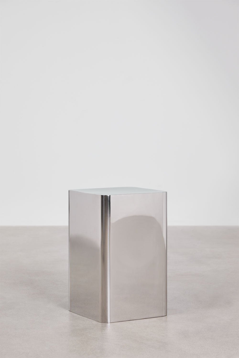 Pack of 2 square steel bedside tables Loraq, gallery image 3