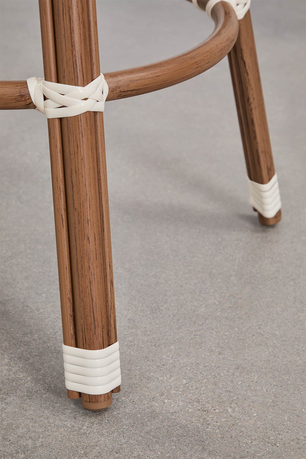 Brielle Bistro high stool in aluminum and synthetic rattan, gallery image 3