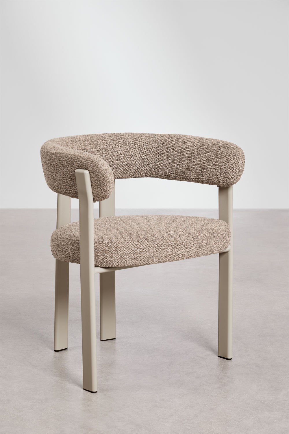 Pack of 4 upholstered dining chairs with armrests and iron frame Jolie, gallery image 3