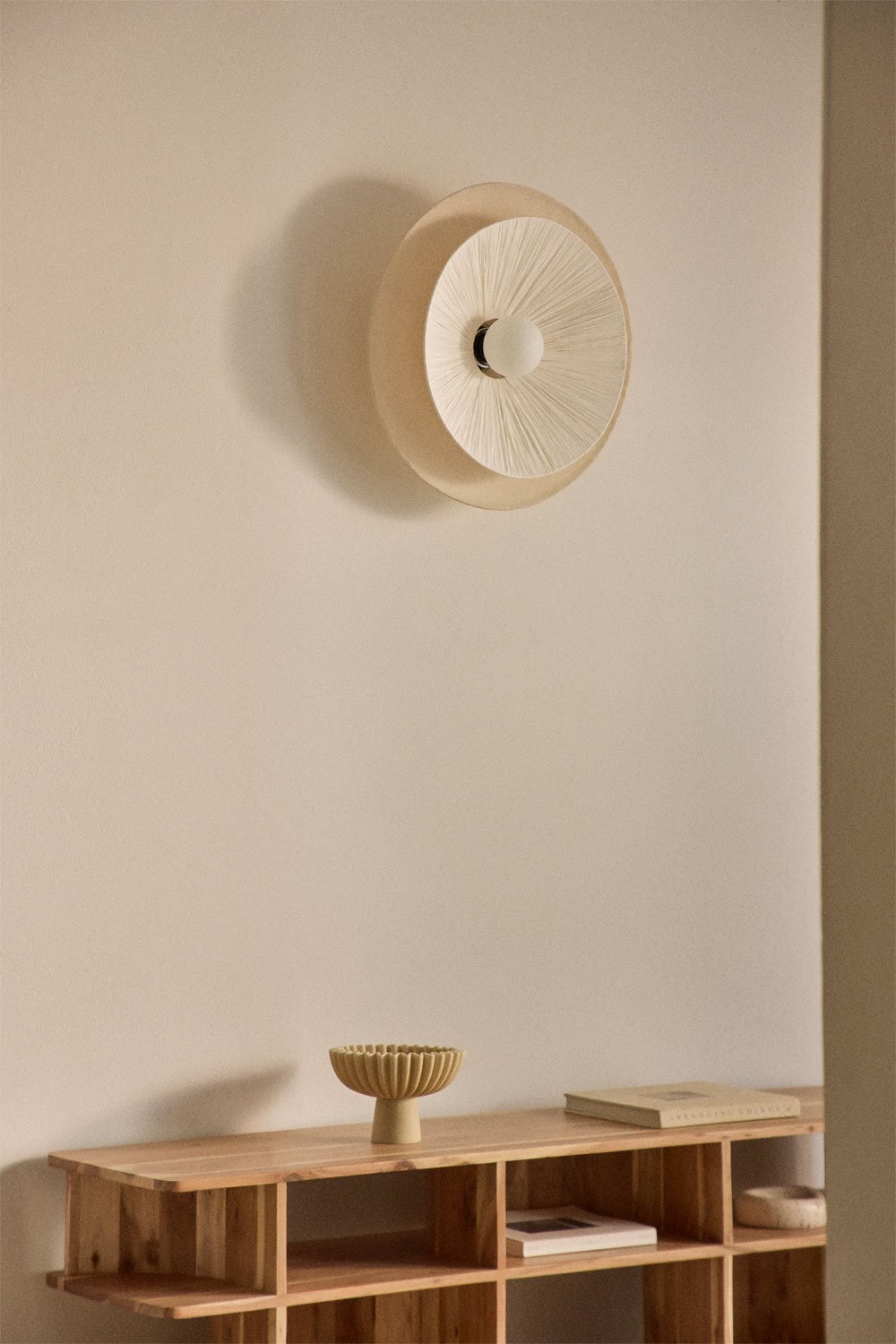 Aislin raffia wall lamp Ø50 cm, gallery image 1