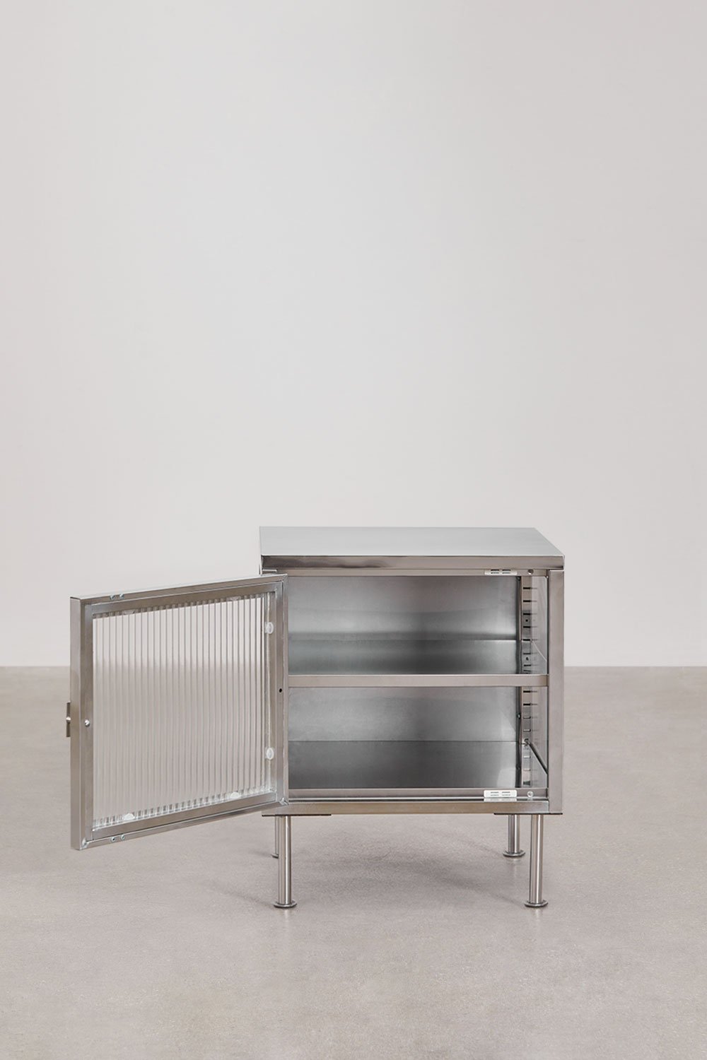 Paoline side table in steel and glass, gallery image 6