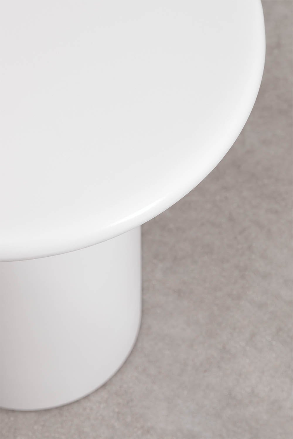 Round bedside table Ø45 cm in Namara cement, gallery image 2