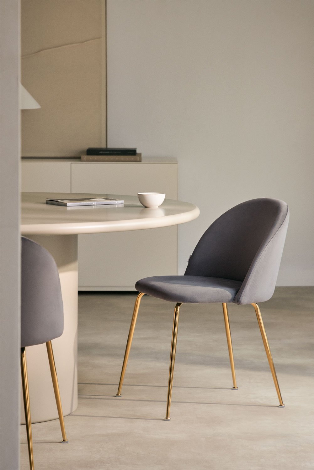 Kana Design velvet dining chair, gallery image 1