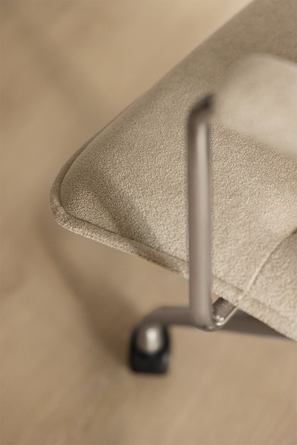 Seifert office chair with wheels and armrests, gallery image 2