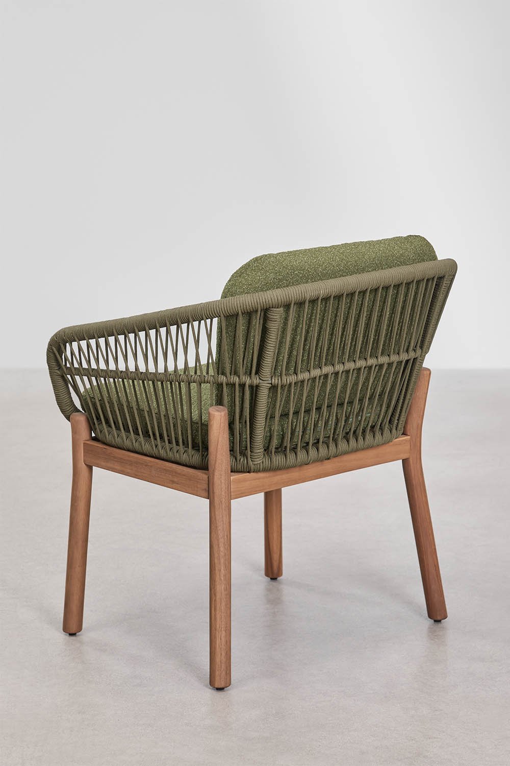 Karvia garden chair with acacia wood armrests and braided rope, gallery image 5