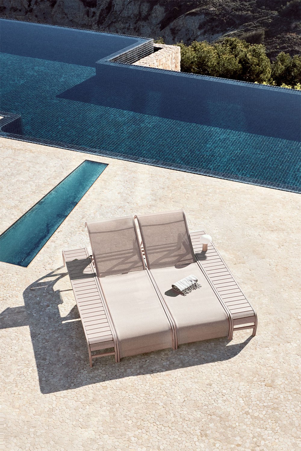 Set of 2 reclining sun loungers and 2 side tables in Marietta steel, gallery image 1