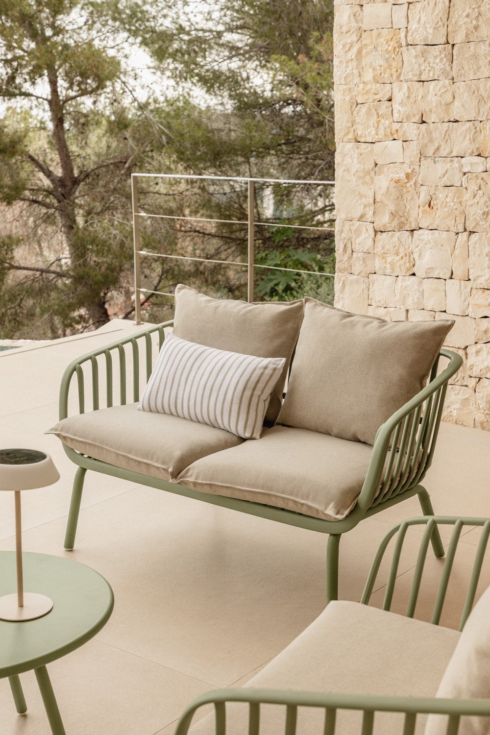 2-seater garden sofa in steel and polypropylene Aradina, gallery image 8