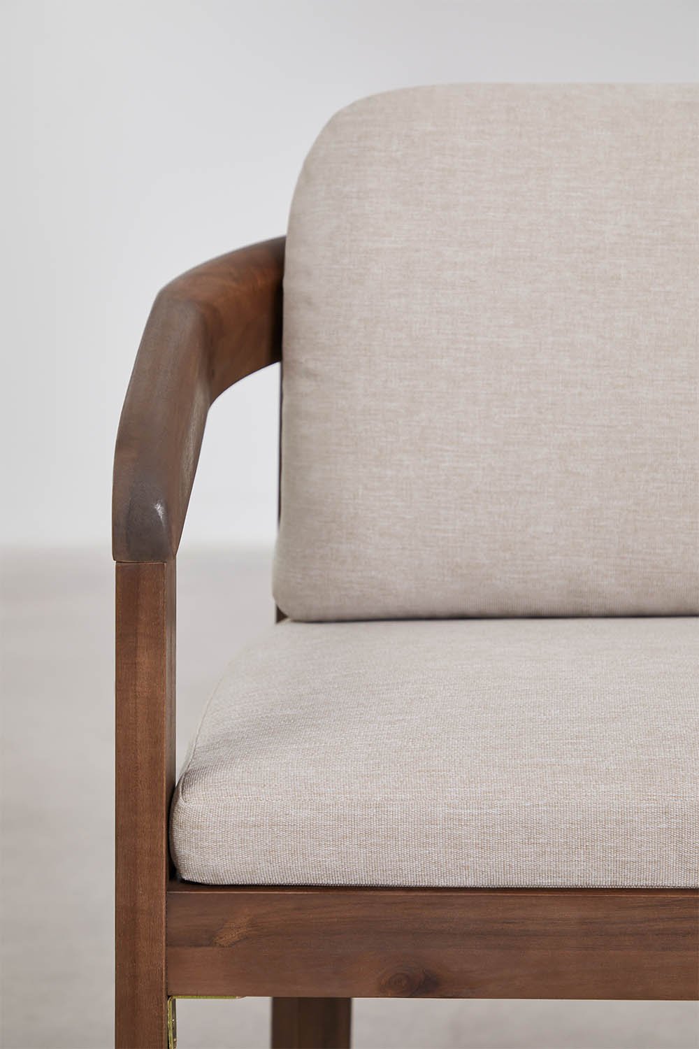 Uleno acacia wood dining chair, gallery image 4