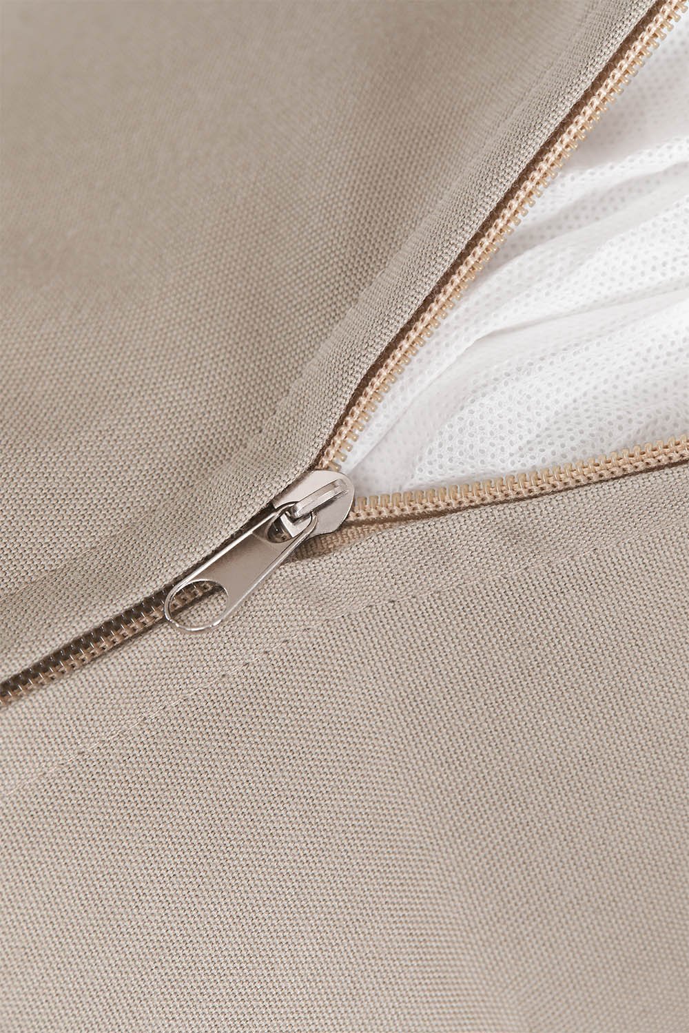 Isendra bamboo garden set with 2 armchairs and rectangular side table, gallery image 5