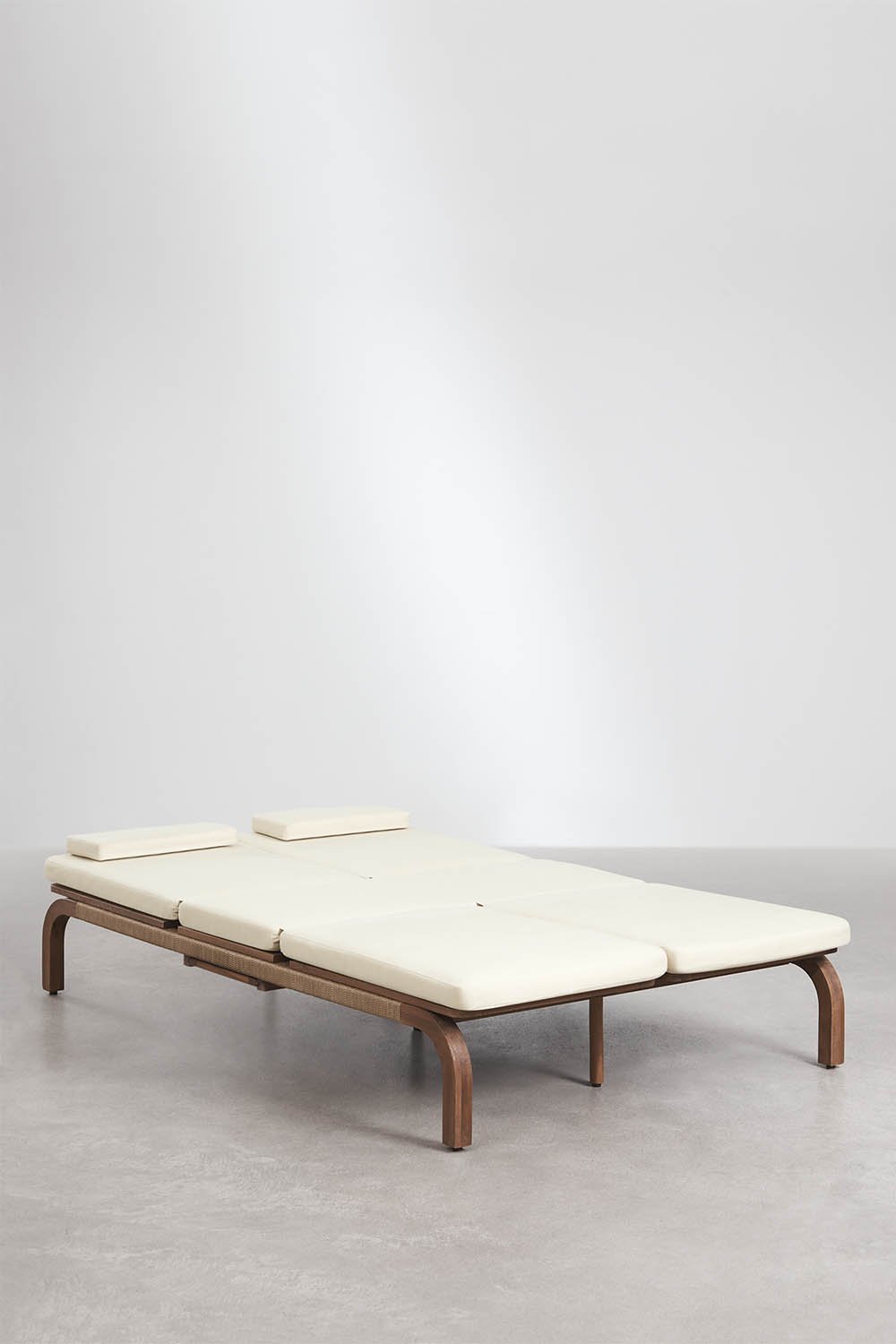 Double reclining sun lounger in acacia wood with Dubai cushion, gallery image 2