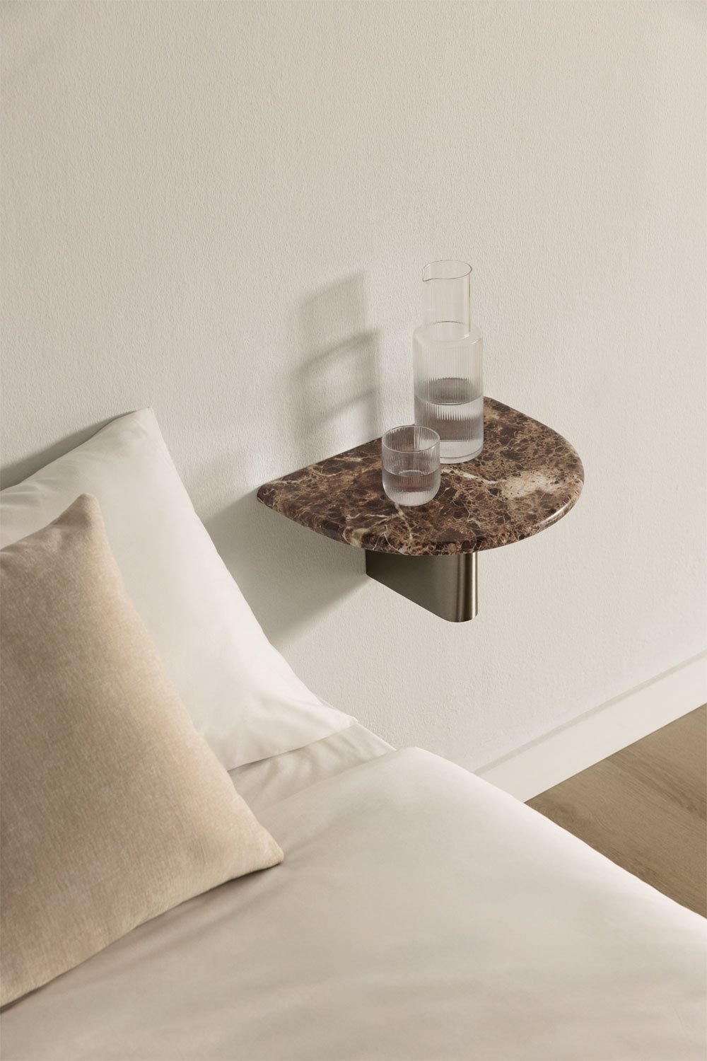 Mayeli floating nightstand 40x30 cm, gallery image 1