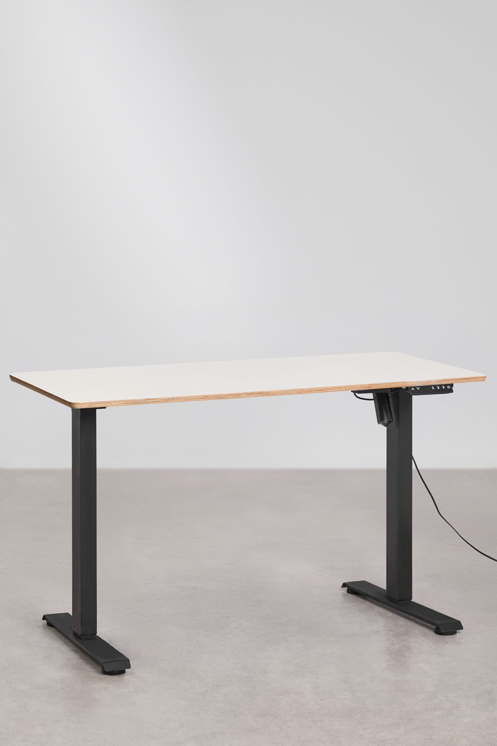 Electric rectangular height-adjustable desk with memory function in wood and iron Serpi, gallery image 1