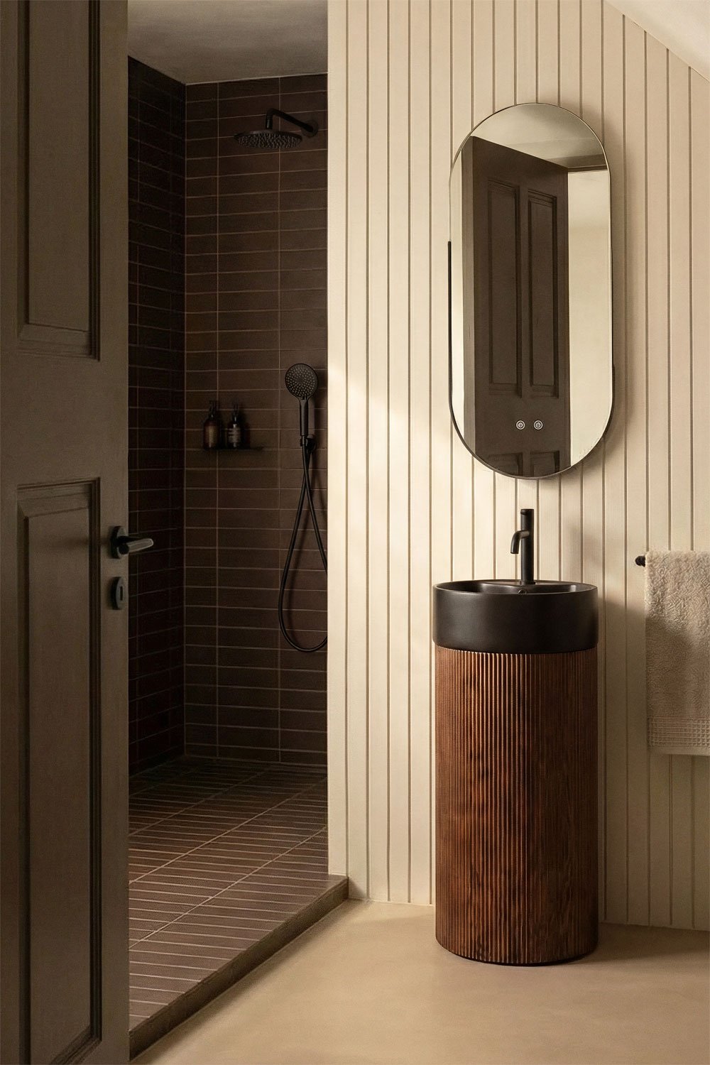 Bathroom furniture set in wood with integrated ceramic washbasin Maude, gallery image 1