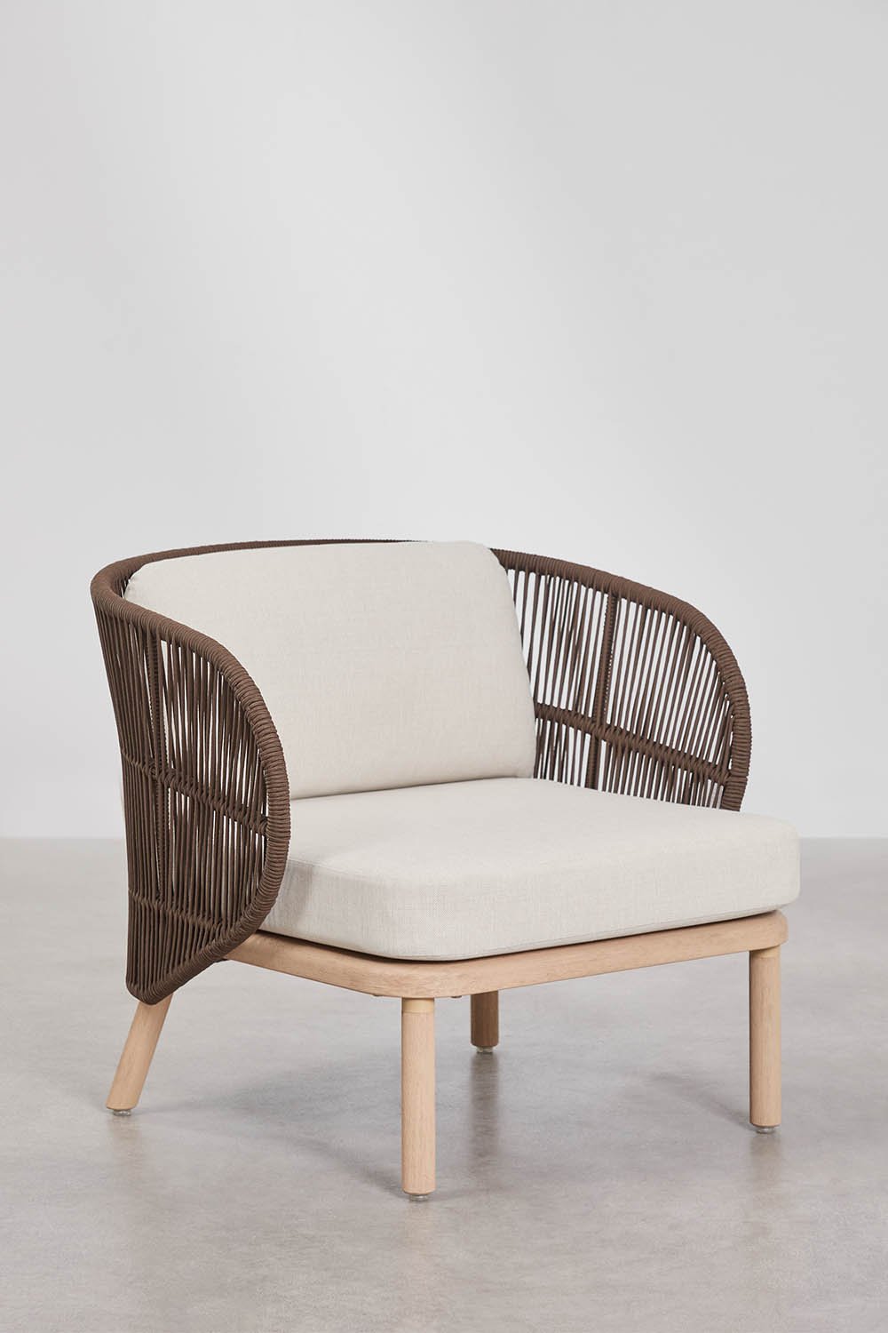 Armchair in acacia wood and braided rope Capri, gallery image 1