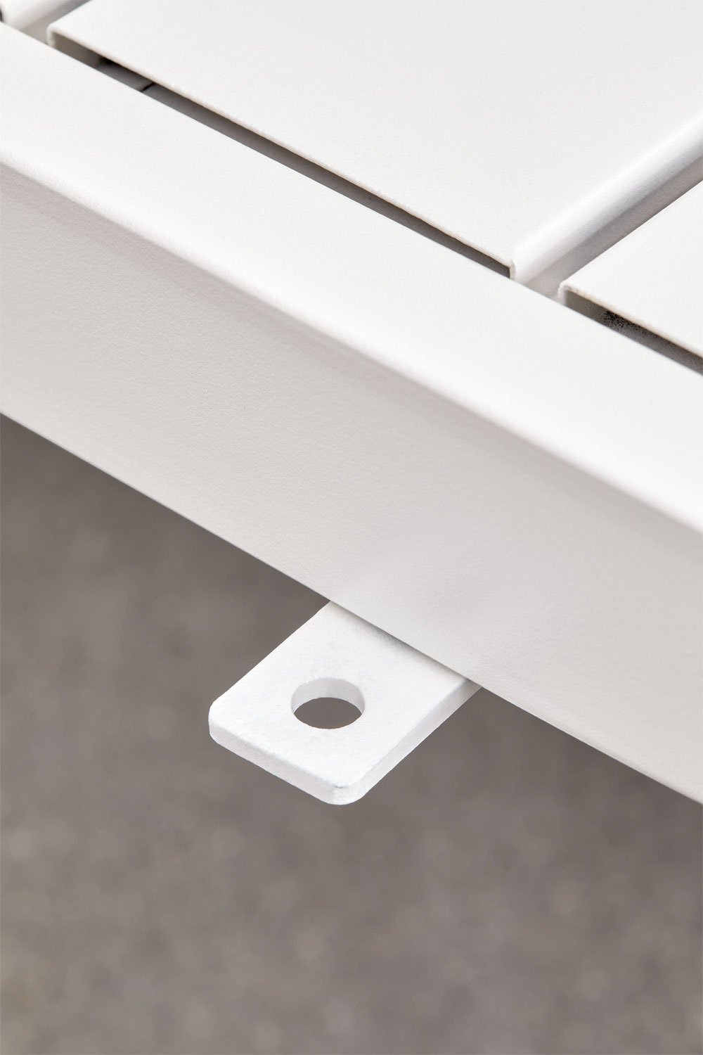 Marietta steel side table for sun lounger, gallery image 4