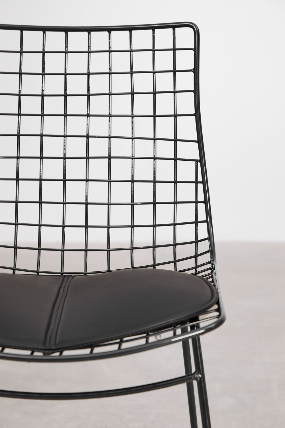 Pack of 2 Renee steel dining chairs, gallery image 6