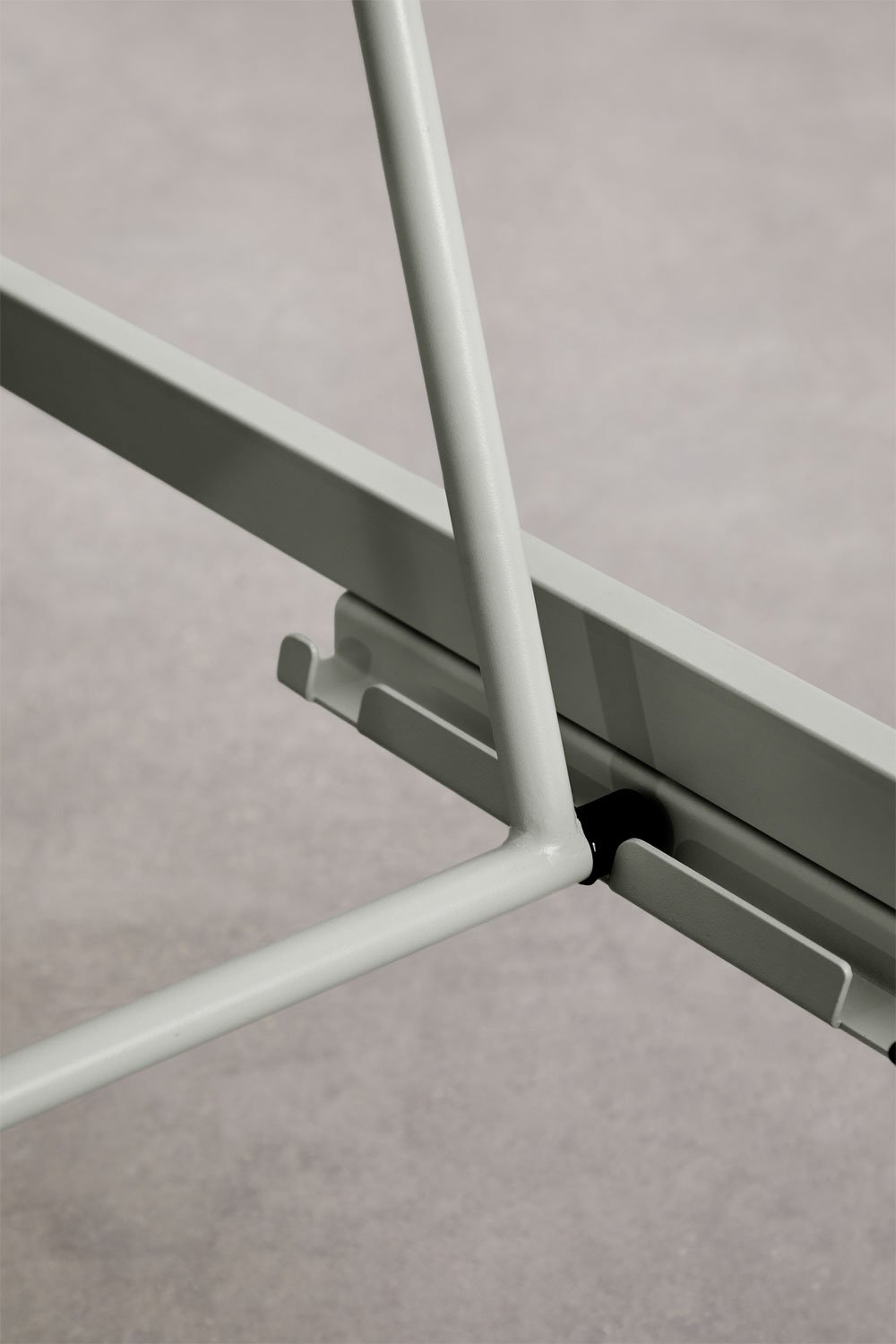 Set of 2 reclining loungers and 3 steel side tables Marietta, gallery image 7